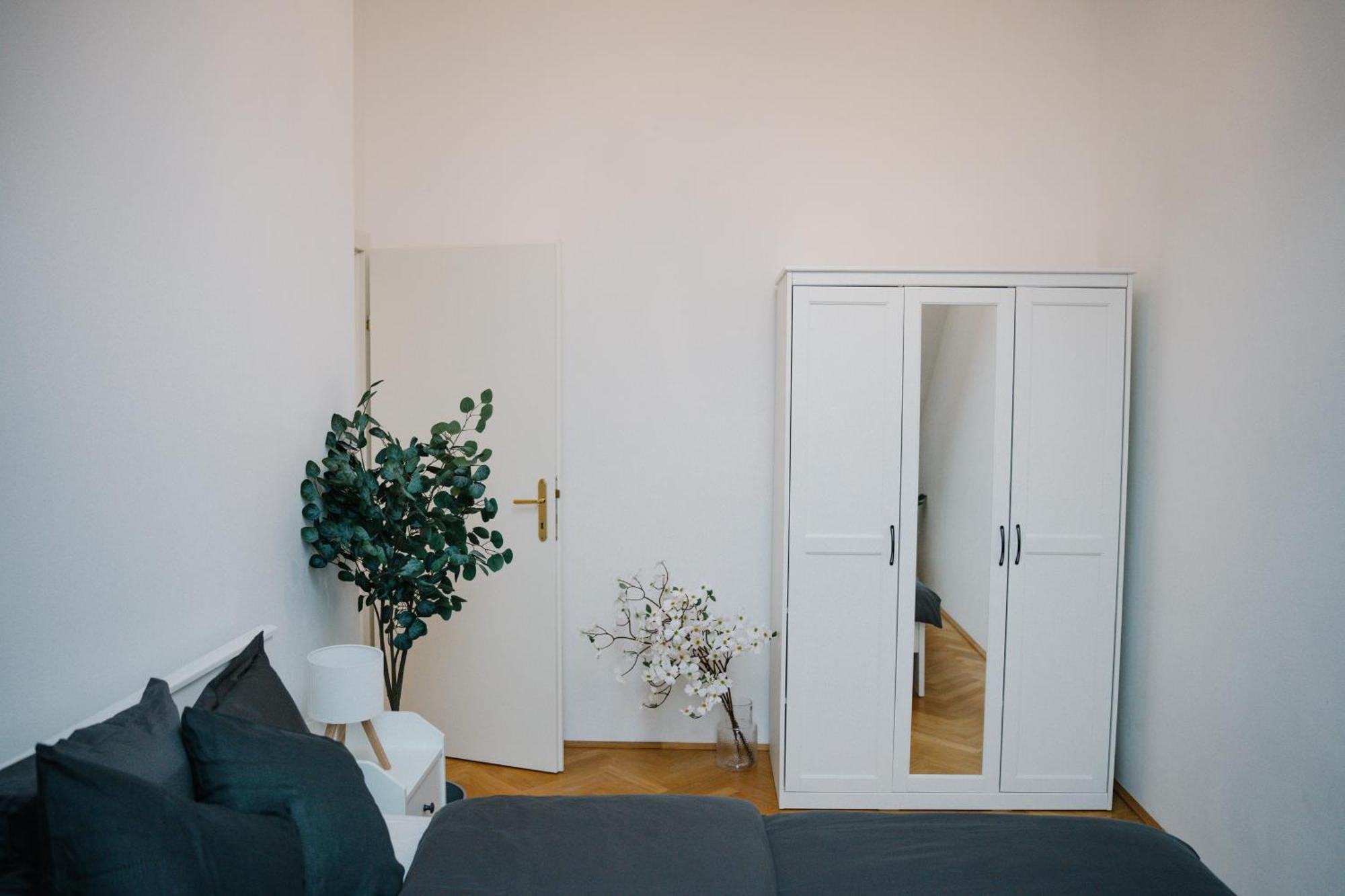 110Qm, 4 Bedrooms, Near Schoenbrunn - Axara Housing Osw 33 Viyana Dış mekan fotoğraf
